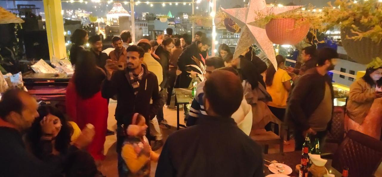 Hotel Lake Star Udaipur Bagian luar foto