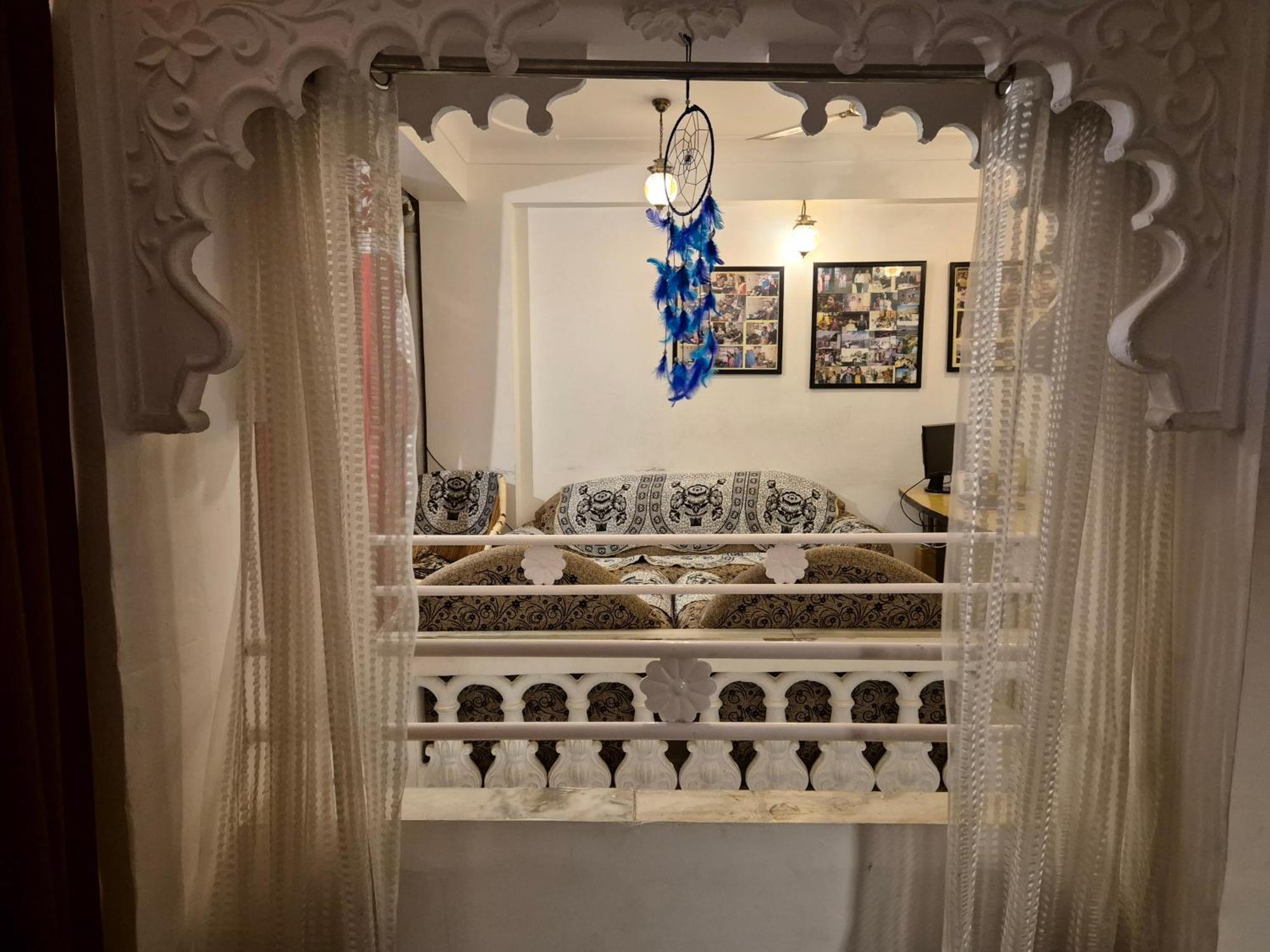 Hotel Lake Star Udaipur Bagian luar foto