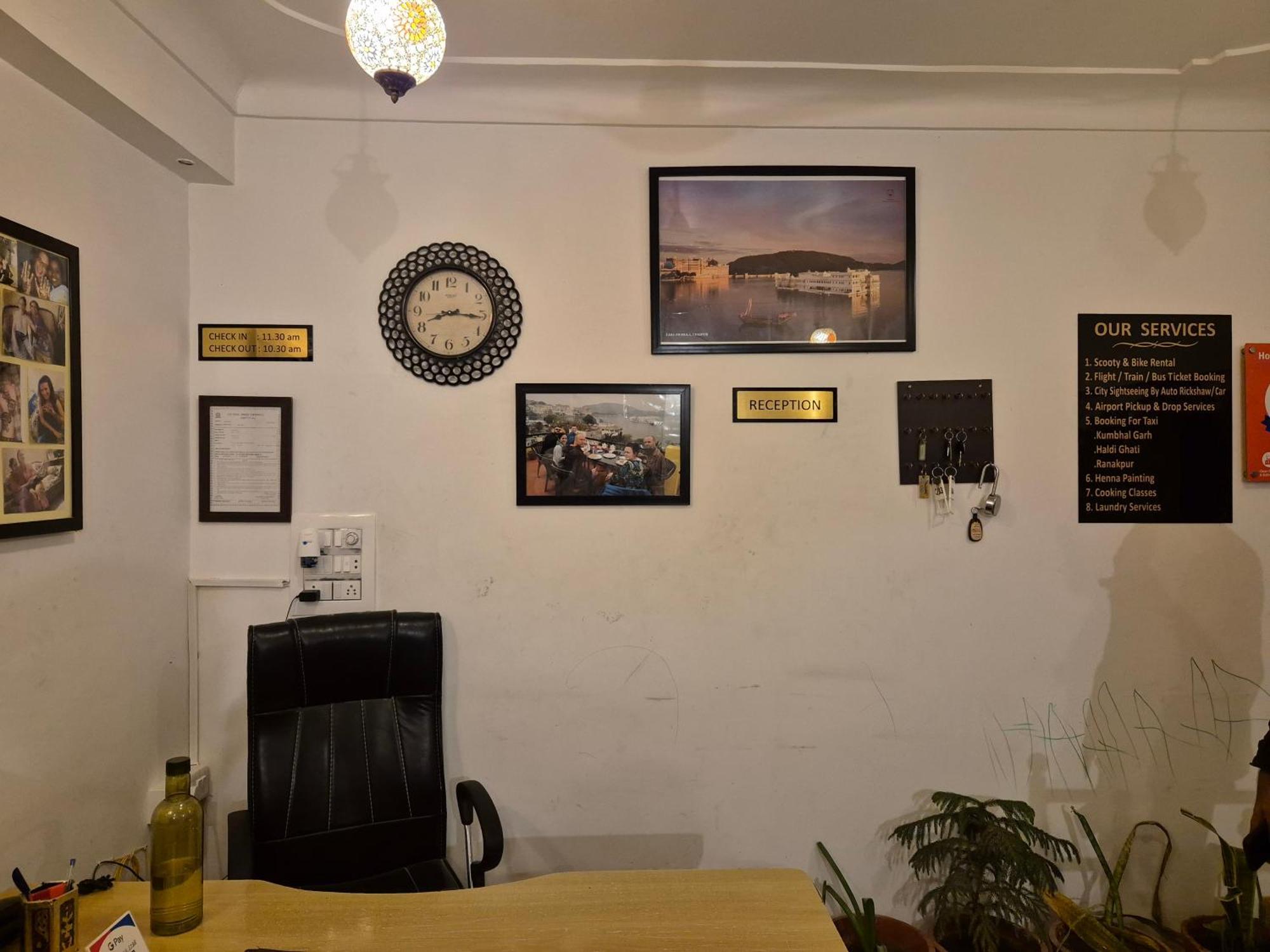 Hotel Lake Star Udaipur Bagian luar foto
