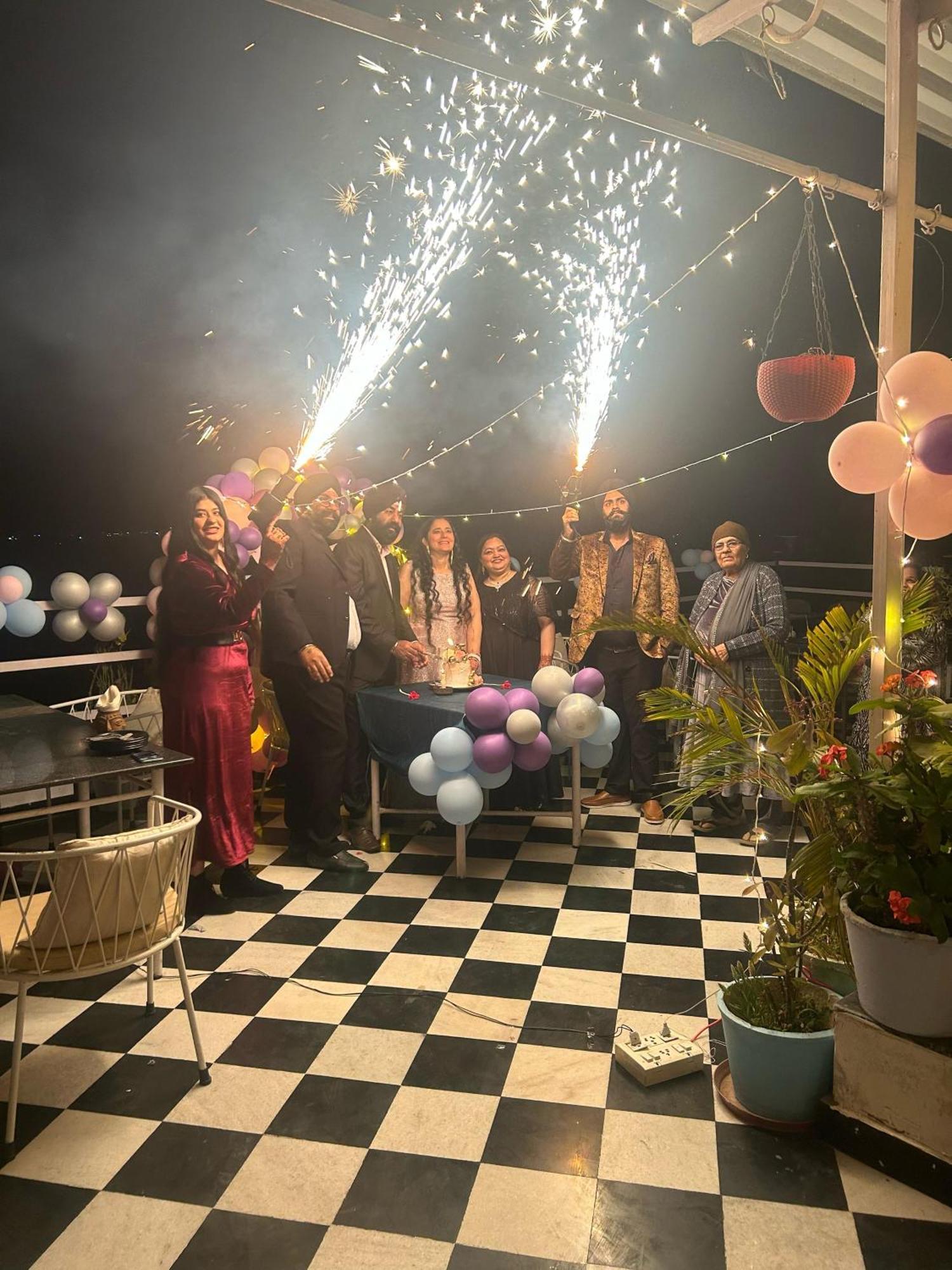 Hotel Lake Star Udaipur Bagian luar foto