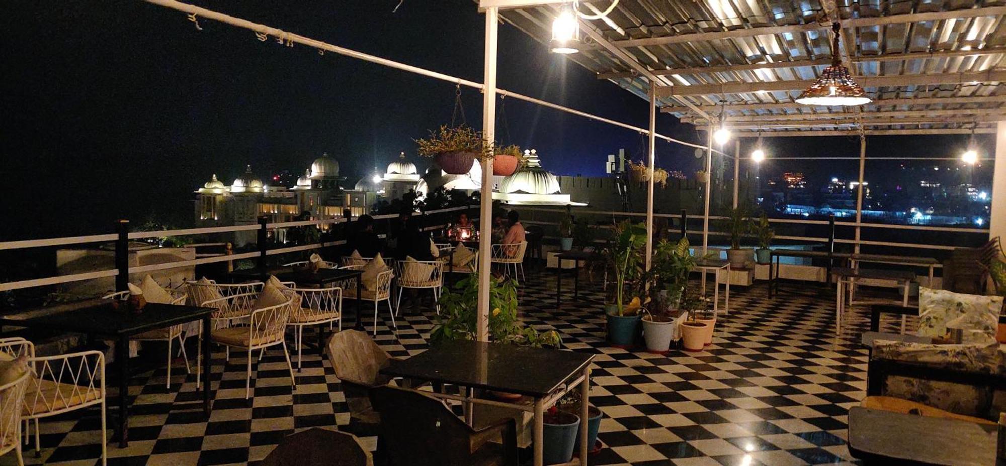 Hotel Lake Star Udaipur Bagian luar foto